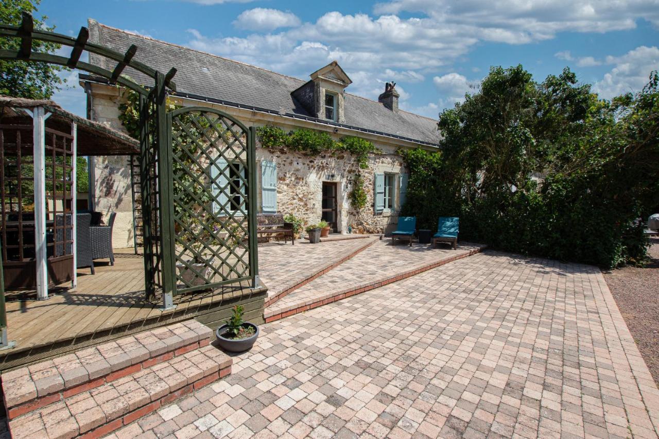 Roche-Loire Villa Le Thoureil Bagian luar foto