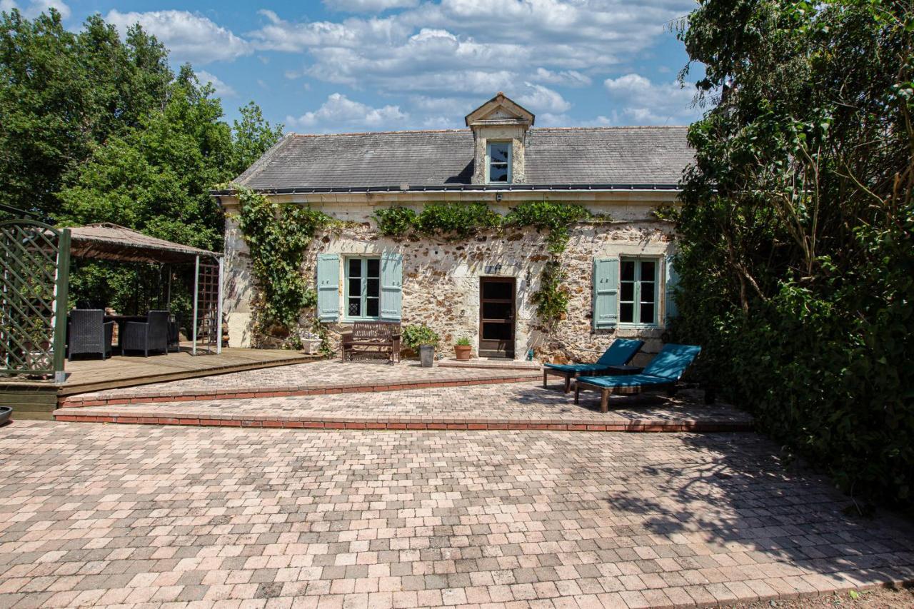 Roche-Loire Villa Le Thoureil Bagian luar foto